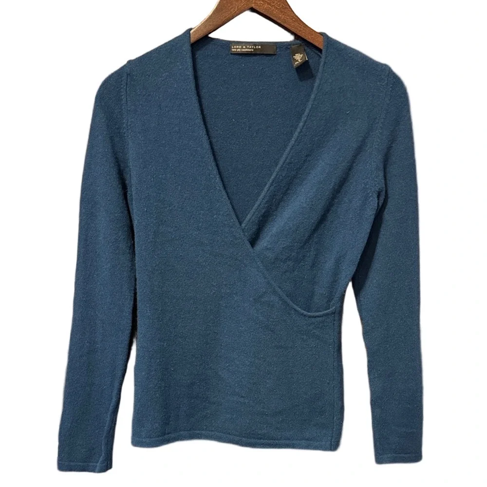 Lord & Taylor V-Neck Crossover 100% Cashmere Sweater Size S - Picture 2 of 3